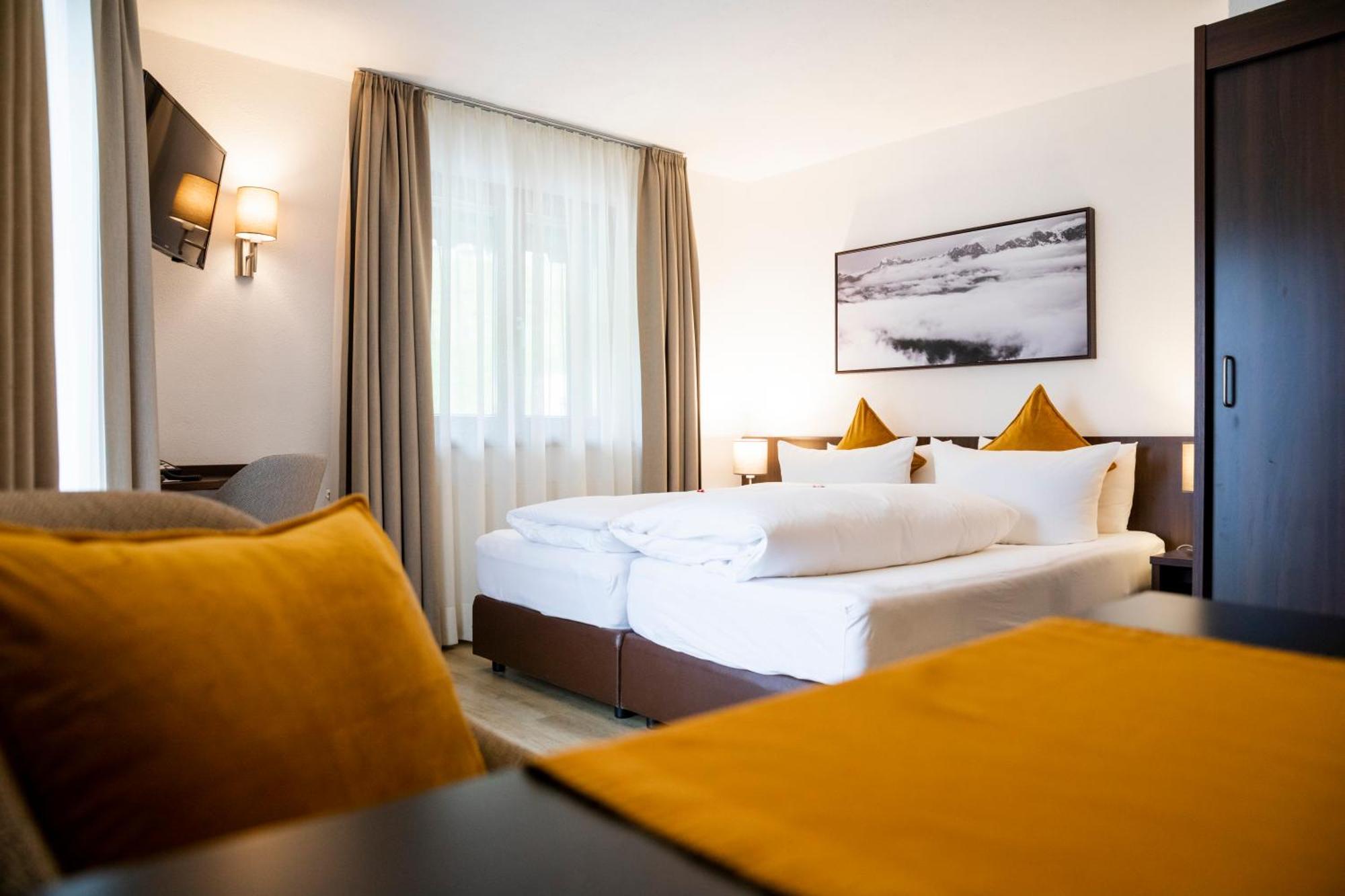 Hotel Montfort Sankt Anton am Arlberg Buitenkant foto