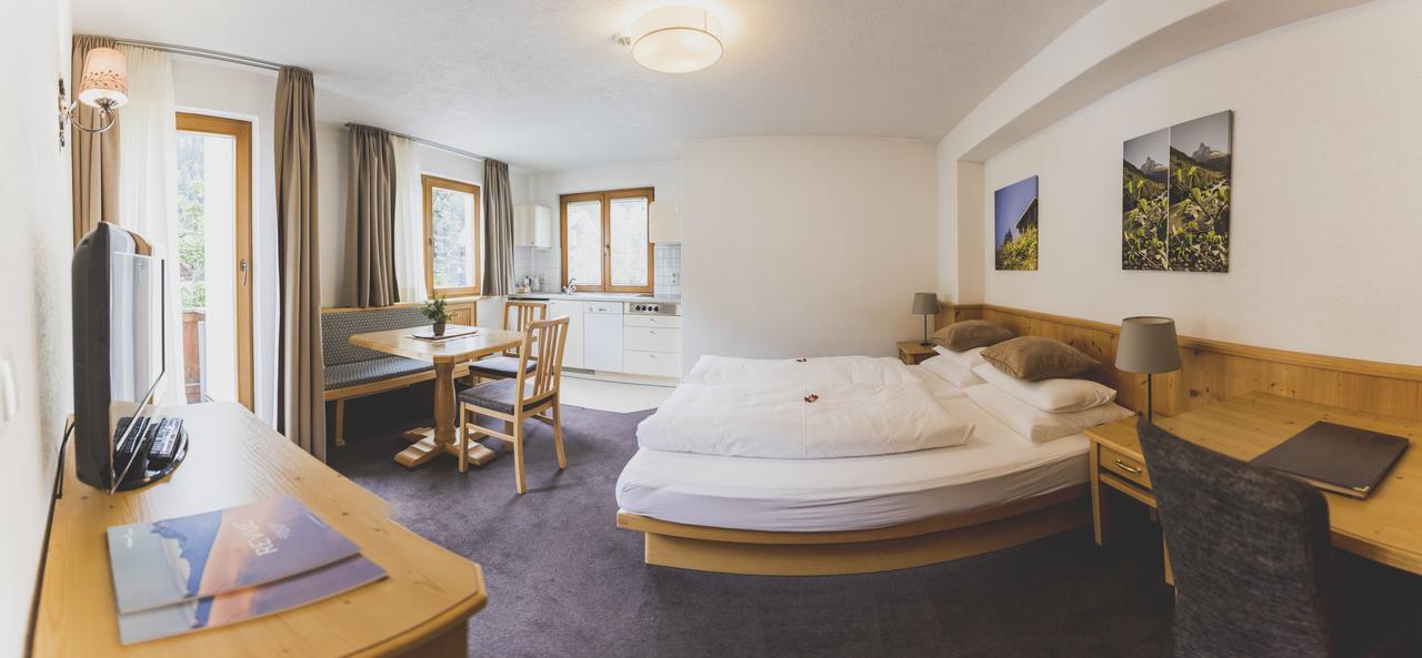 Hotel Montfort Sankt Anton am Arlberg Buitenkant foto