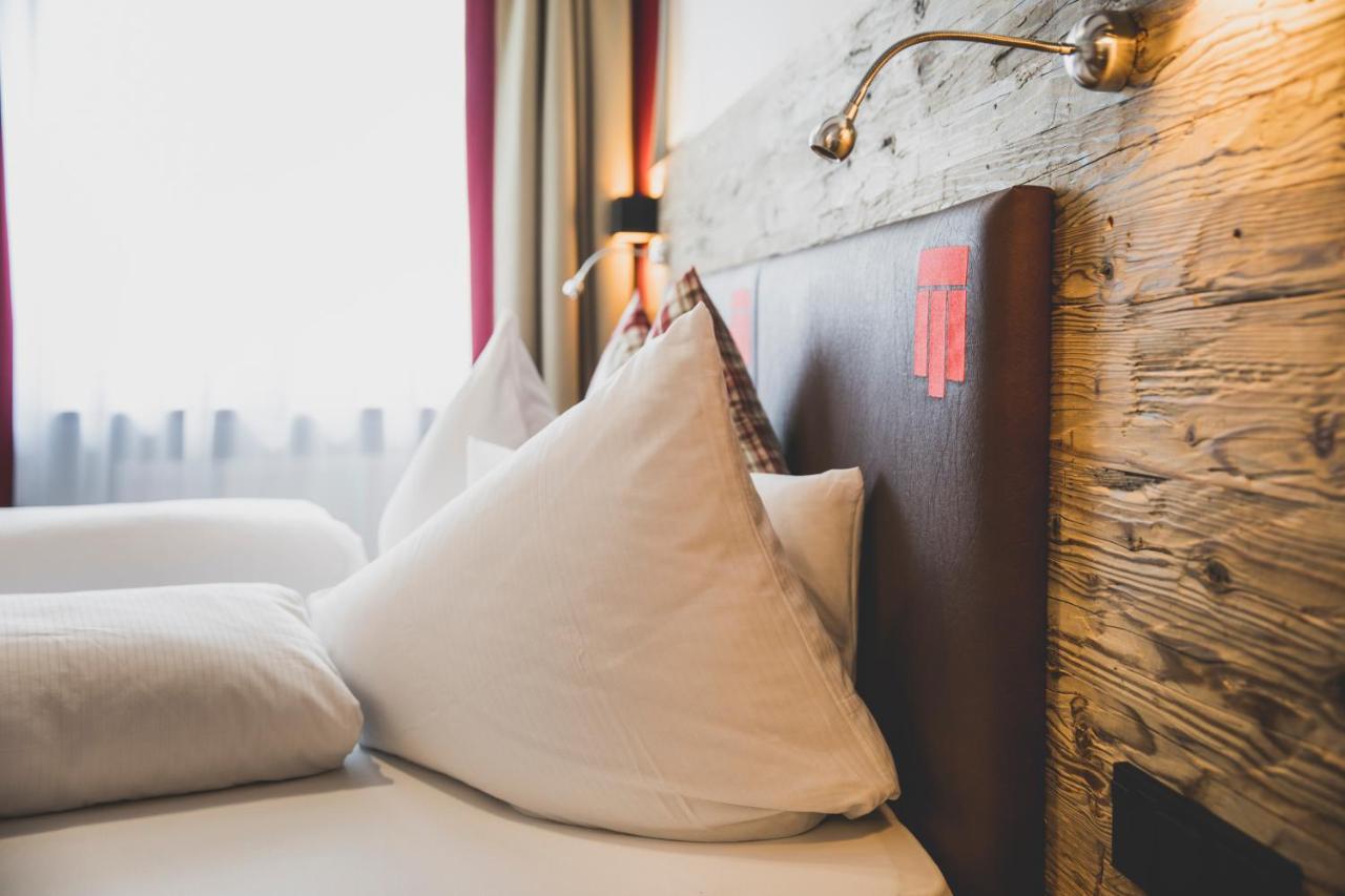 Hotel Montfort Sankt Anton am Arlberg Buitenkant foto